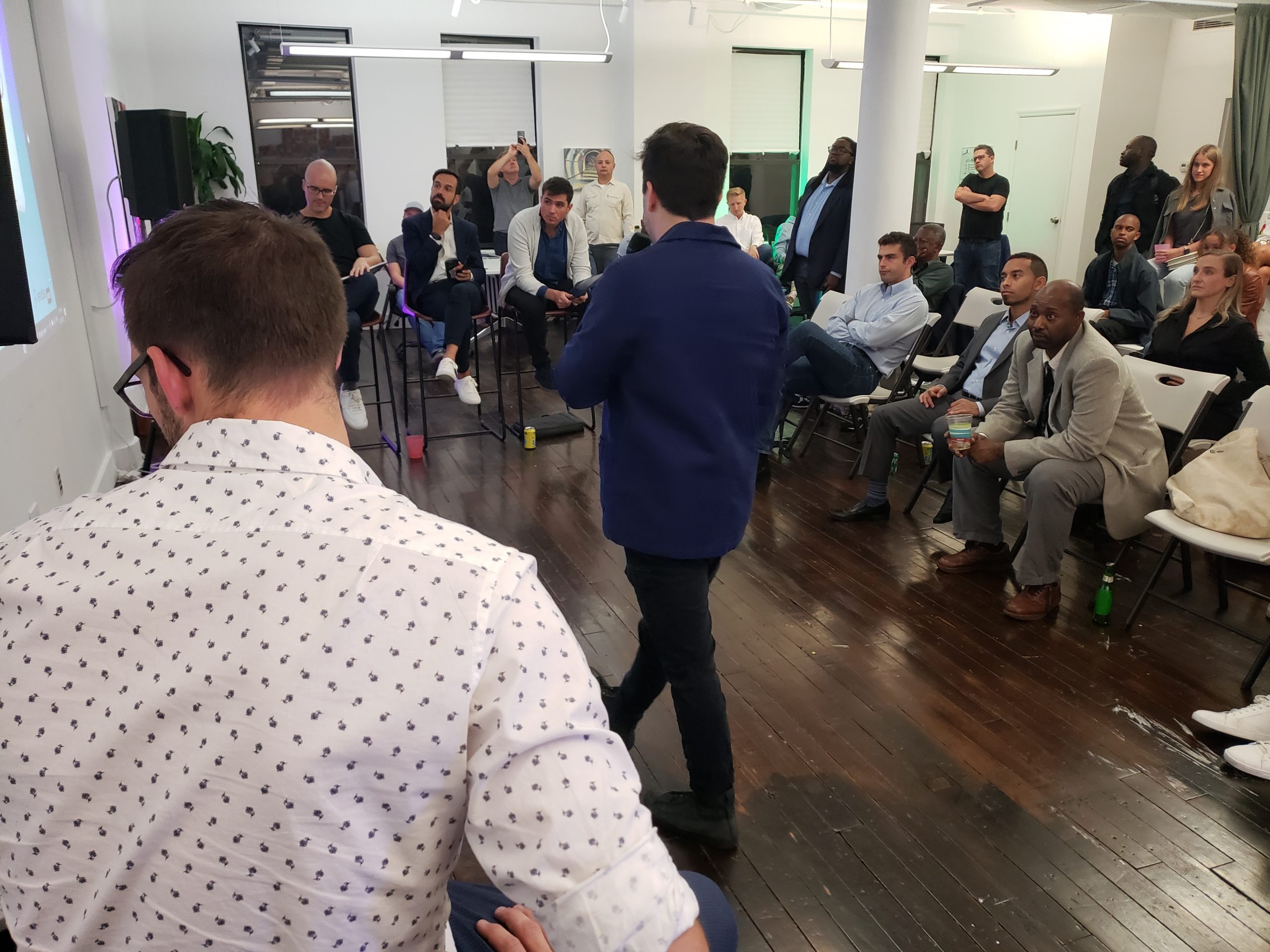 CROWD STAGE – PITCH EVENT – AUG 10 22